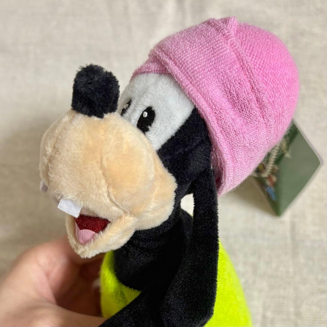 グーフィー　ぬいぐるみ　キーホルダー　バスタオル　うさぎスリッパ