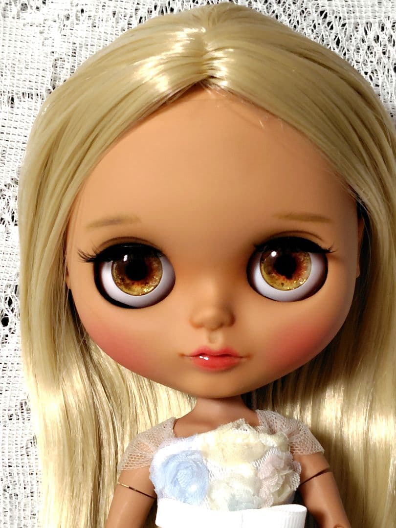 カスタムアイシードール