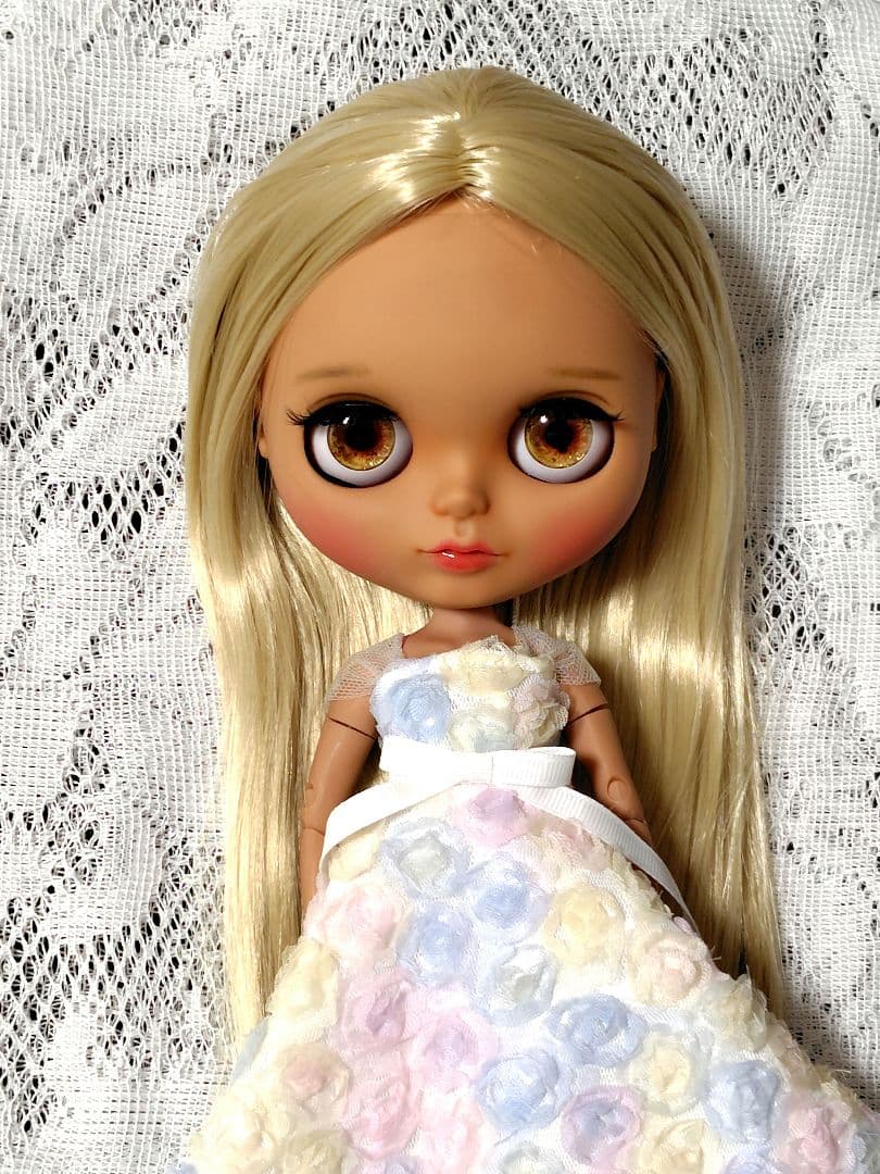 カスタムアイシードール