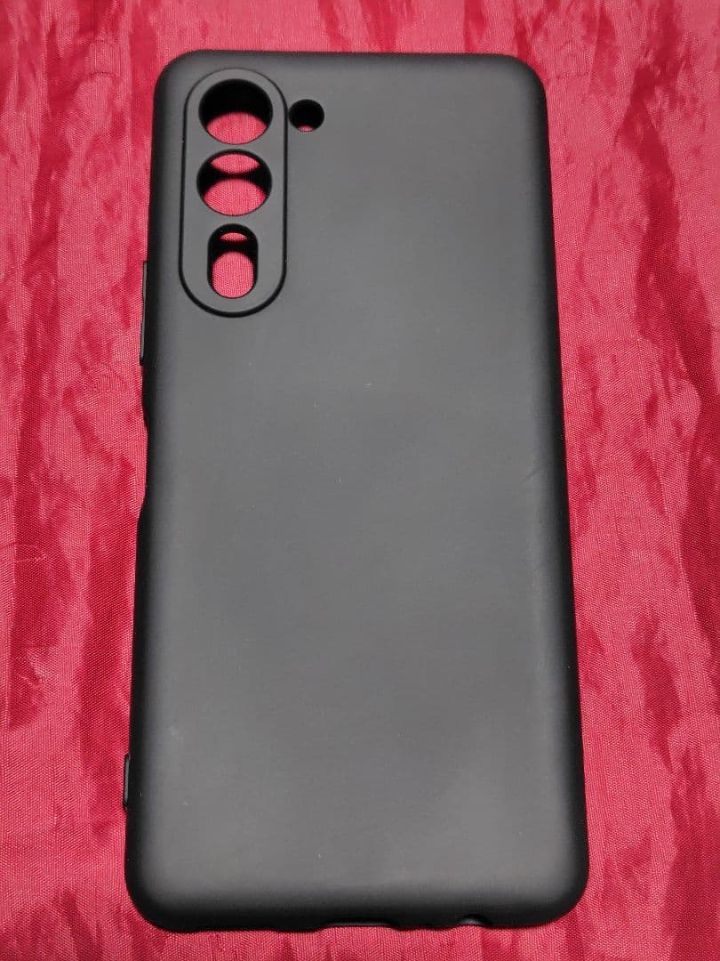 【ほぼ新品】FCNT　arrows We2 Plus　M06　シャンパンシルバー