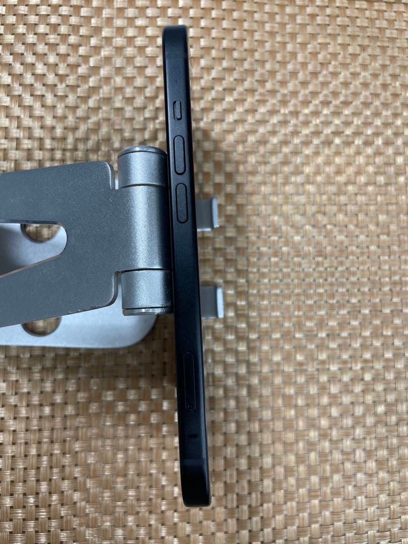 iPhone 15 128 GB ブラックSIMフリー【0122】