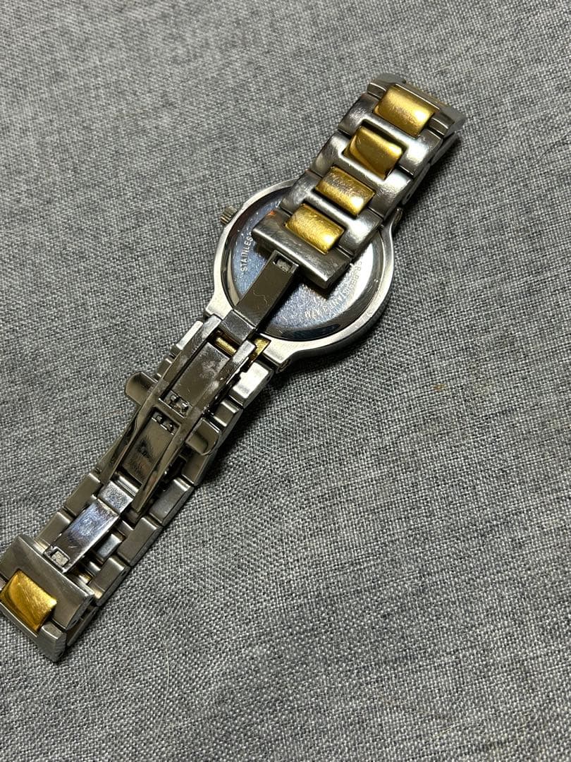 GUCCI コンビ8900Mメンズ腕時計クオーツ