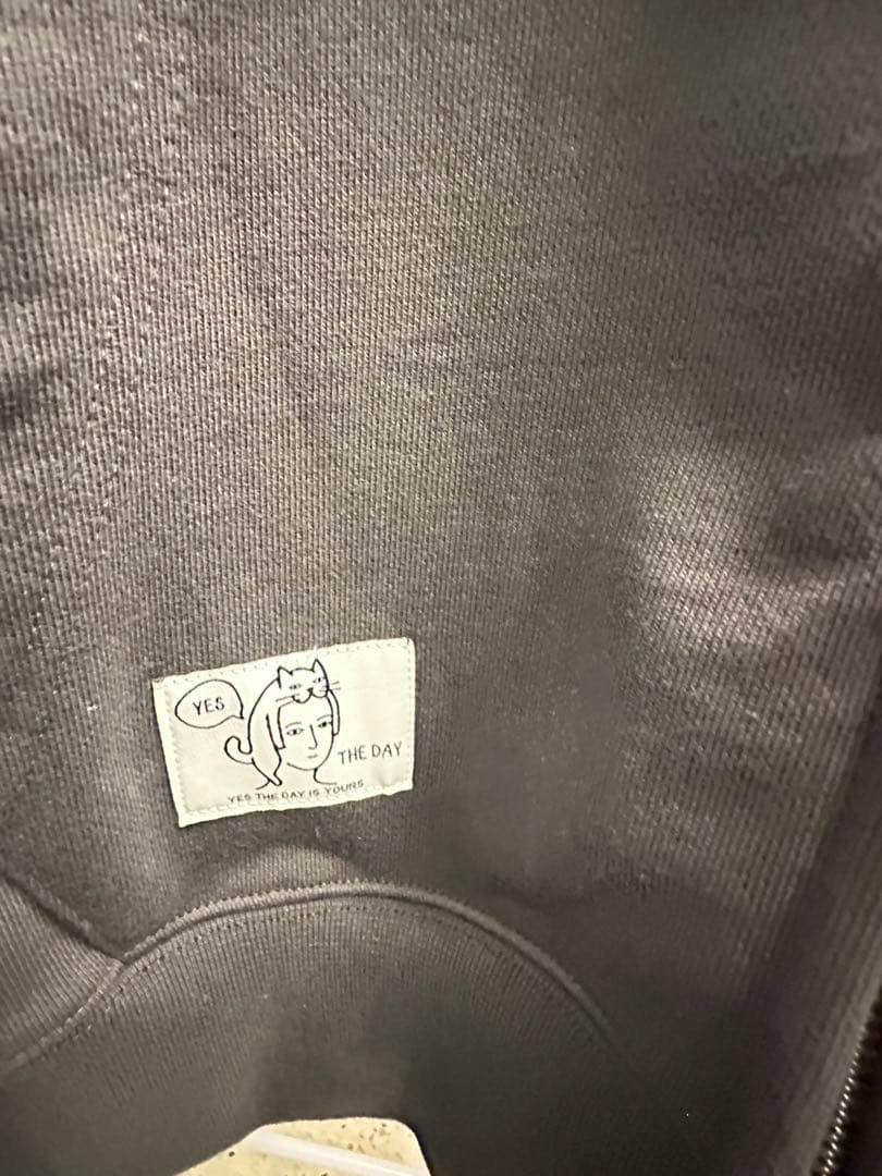 マウスラビット　パーカー　イェソン　チャコール　韓国　YESTHEDAY