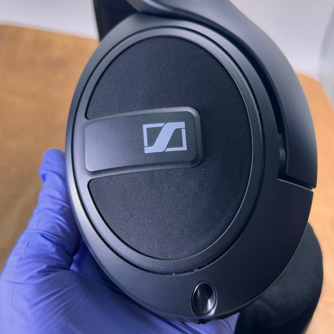 【高音質】SENNHEISER HD569 有線ヘッドホン（中古・送料込み）