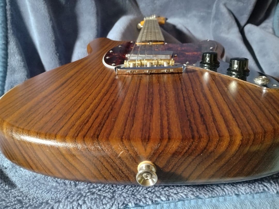 N*A様 フェンダー　ヴィンテージデュオソニックネック　コンポーネントギター