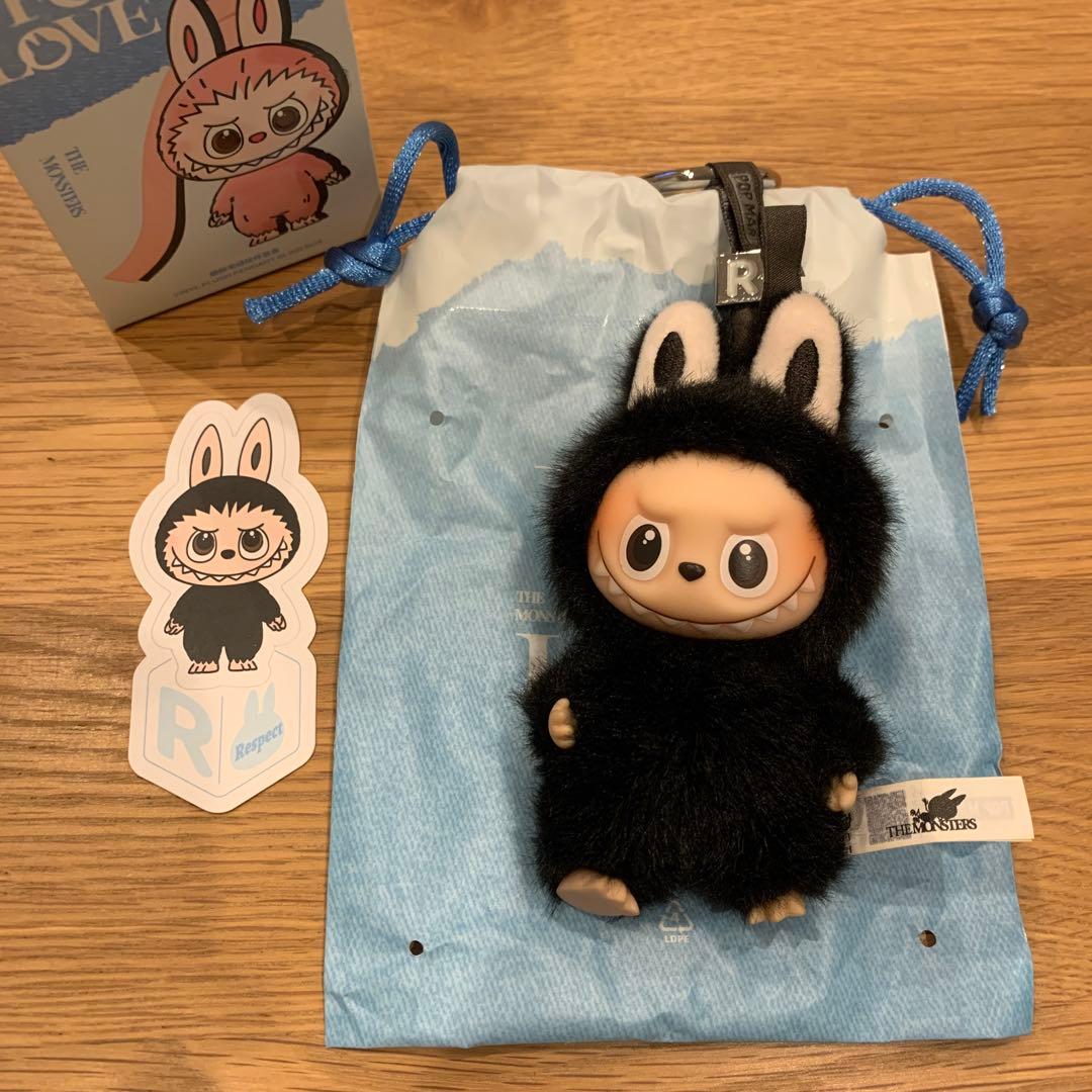 PIN FOR LOVE イニシャルラブブ R F C J Q L I