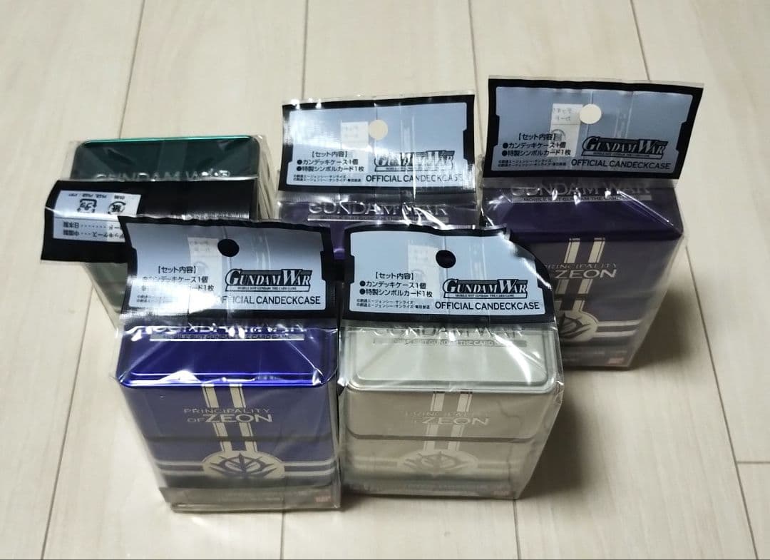 ガンダムウォー　オフィシャルカンデッキケース　5つセット