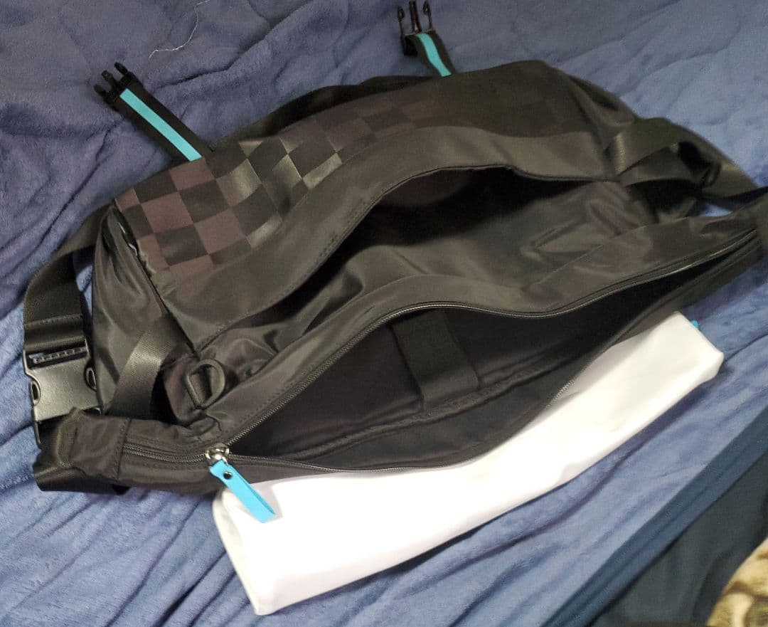 ブルーアーカイブ　ブルアカ　ゲーム開発部　バッグ　ショルダーバッグ