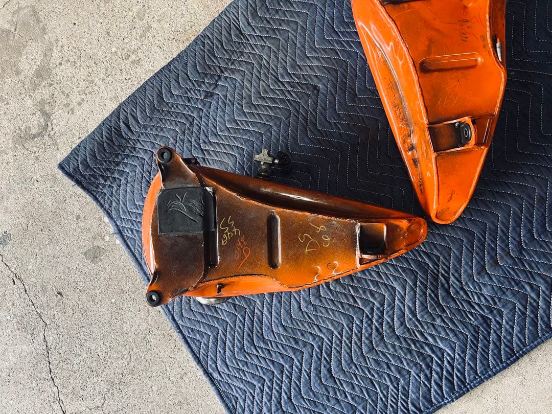 今月限定値下げ激レアHarley Davidson エボ　ソフテイル分割タンク