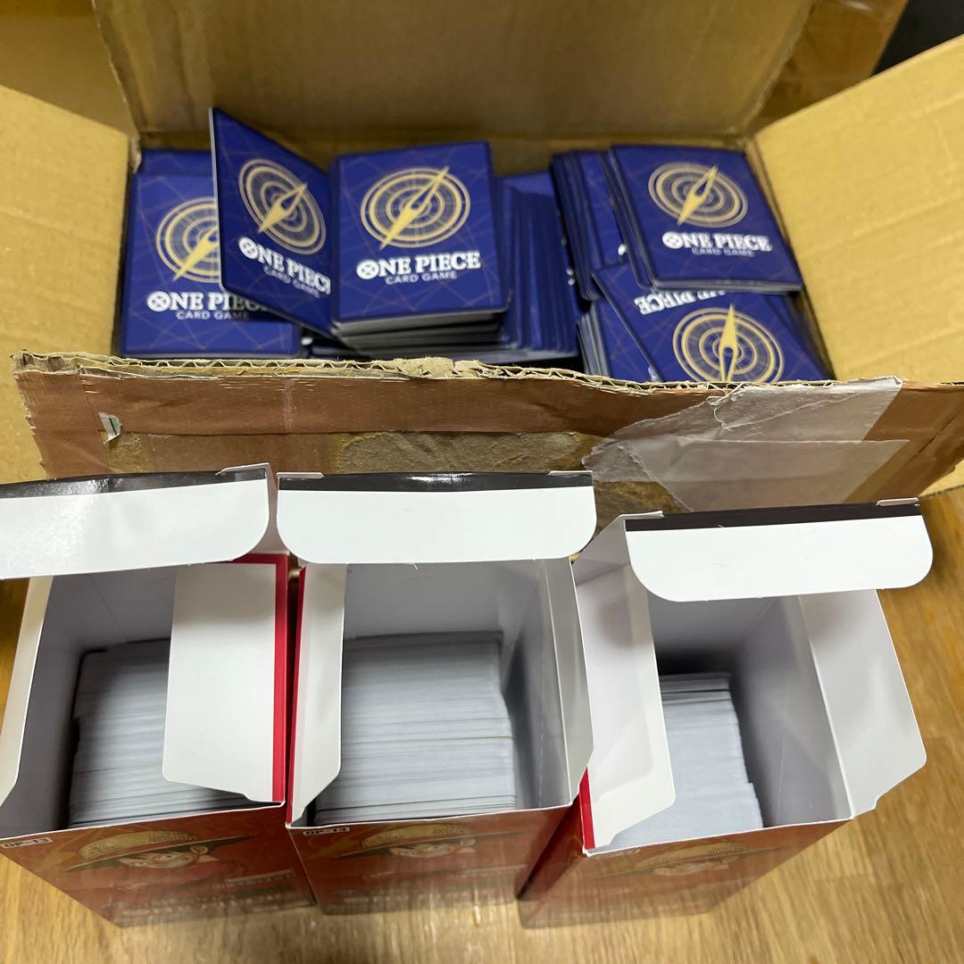 【最終値下げ】ワンピース カードまとめ売り早いもの勝ちお願いします