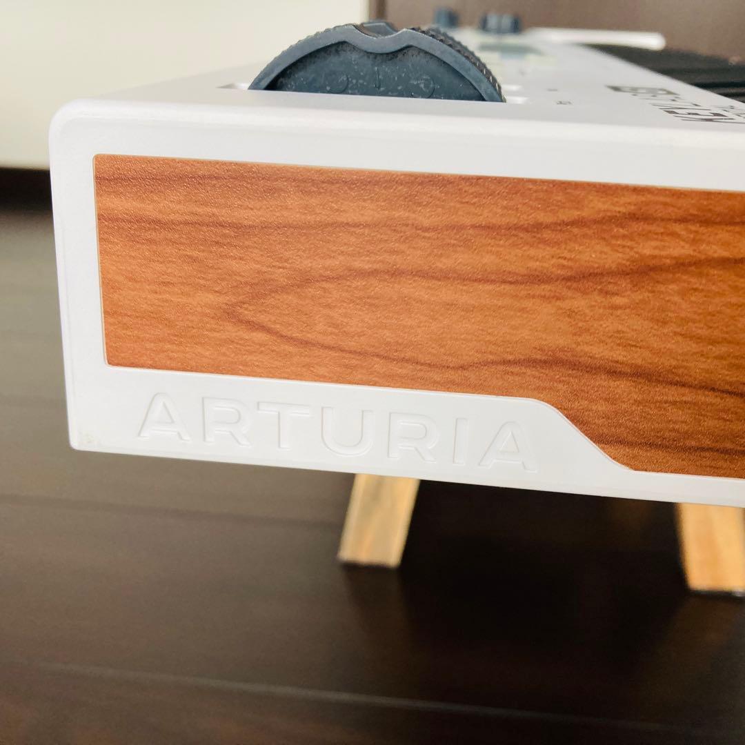 【美品】Arturia MIDIキーボードKeyLab Essential 61