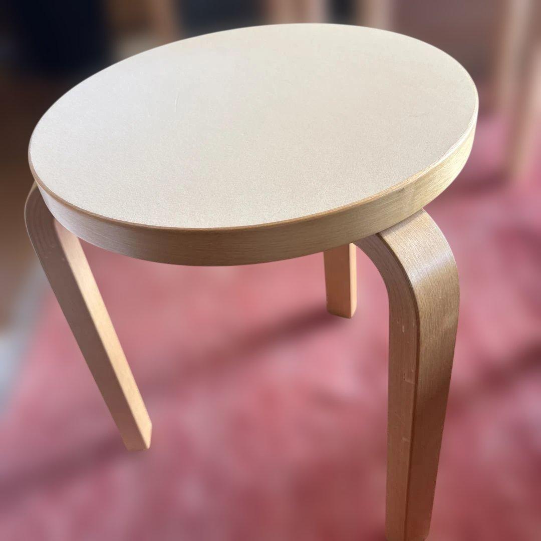 アルテック（Artek） スツール60 3本脚 パール