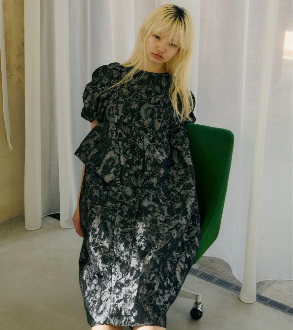 ANDRESD バブルスリーブギャザードドレス