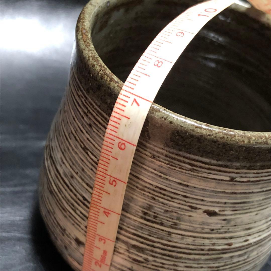 遺品整理◆蔵から横縞の紋様が美しい雰囲気の良い湯呑み茶碗が出て来た。茶道具、骨董