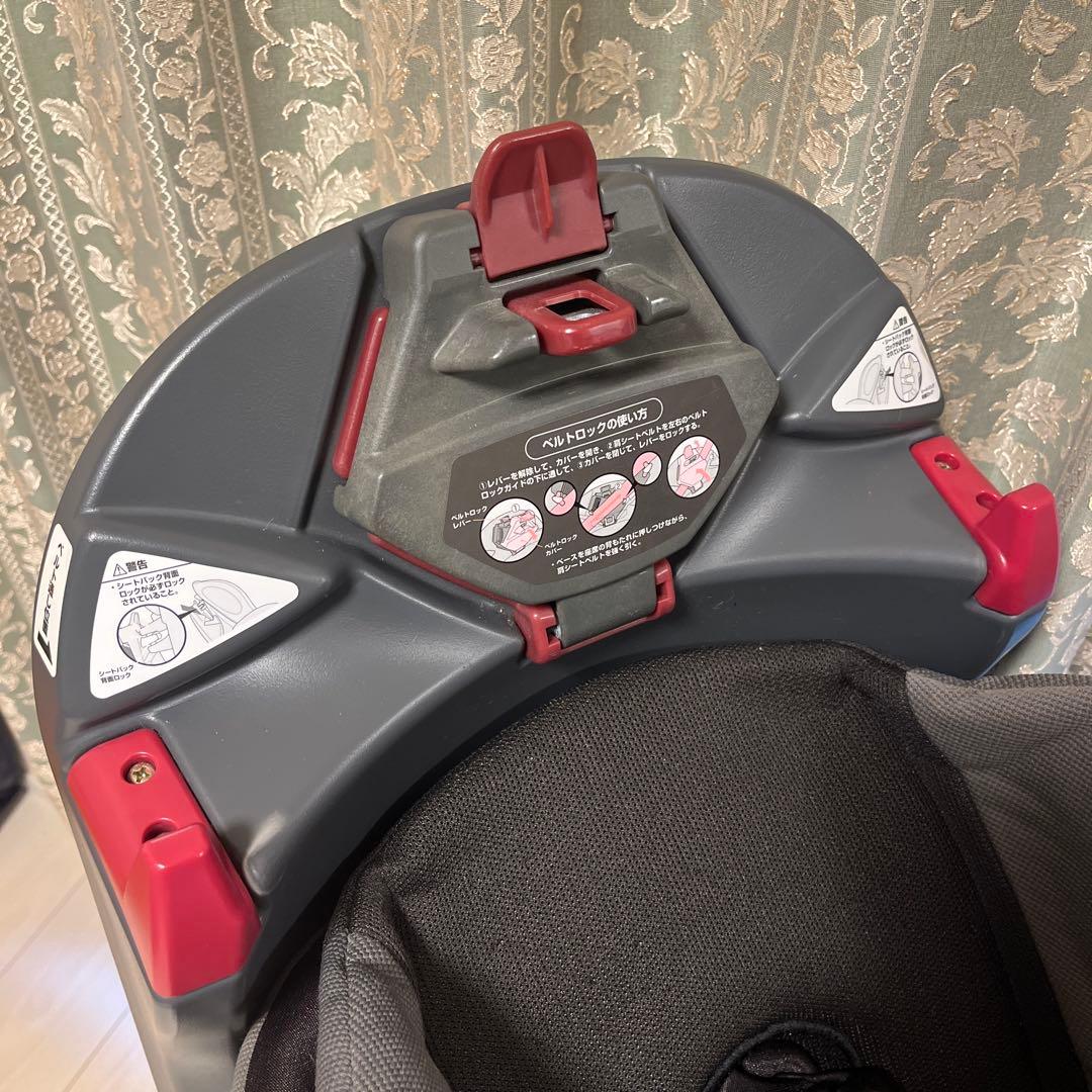 Aprica アップリカ　フラディア　回転式チャイルドシート　ブラック