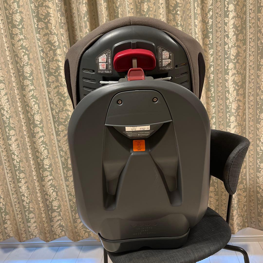 Aprica アップリカ　フラディア　回転式チャイルドシート　ブラック