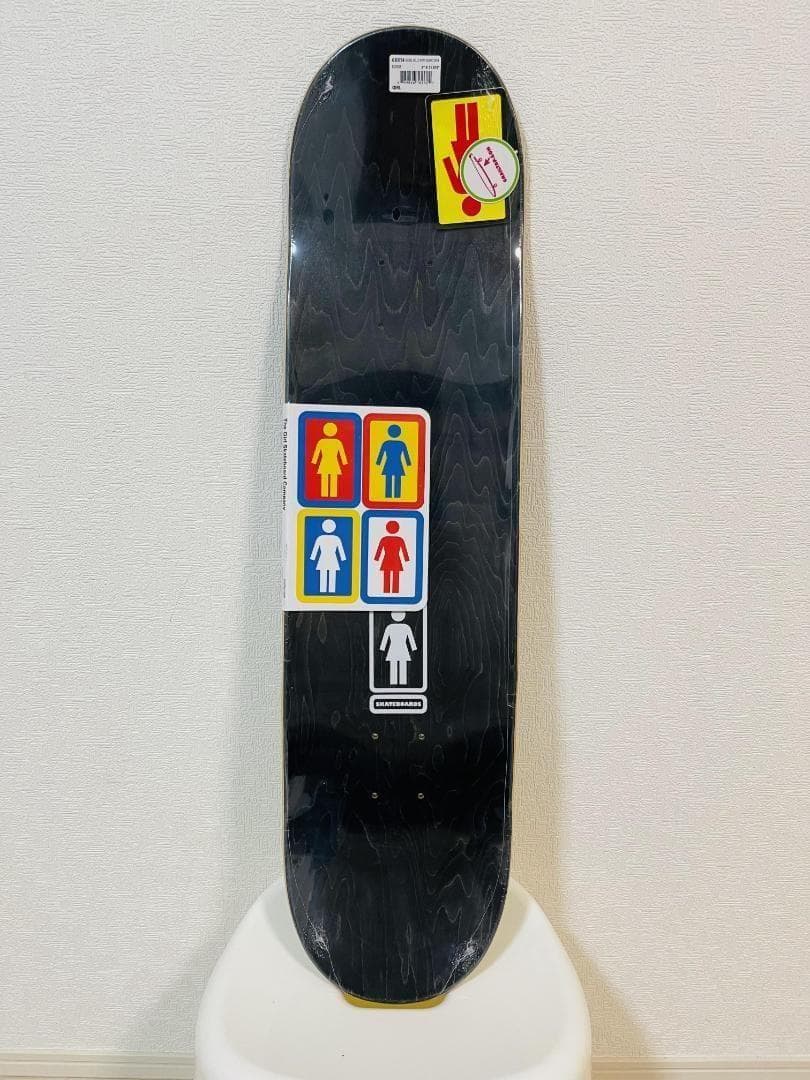 台湾製無地黒デッキテープ付きGIRL ガール　8.0デッキ