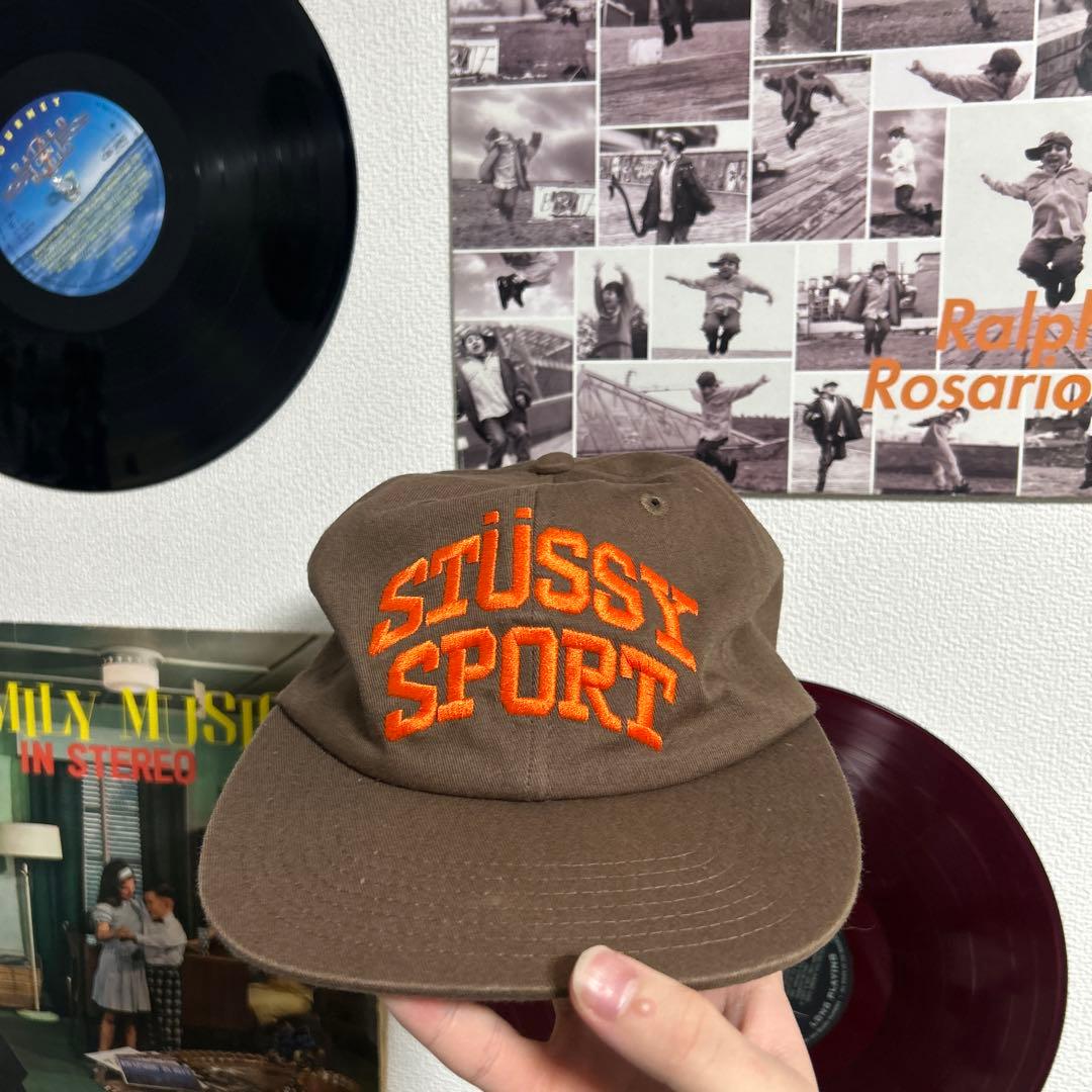 STÜSSY SPORT ブラウンキャップ