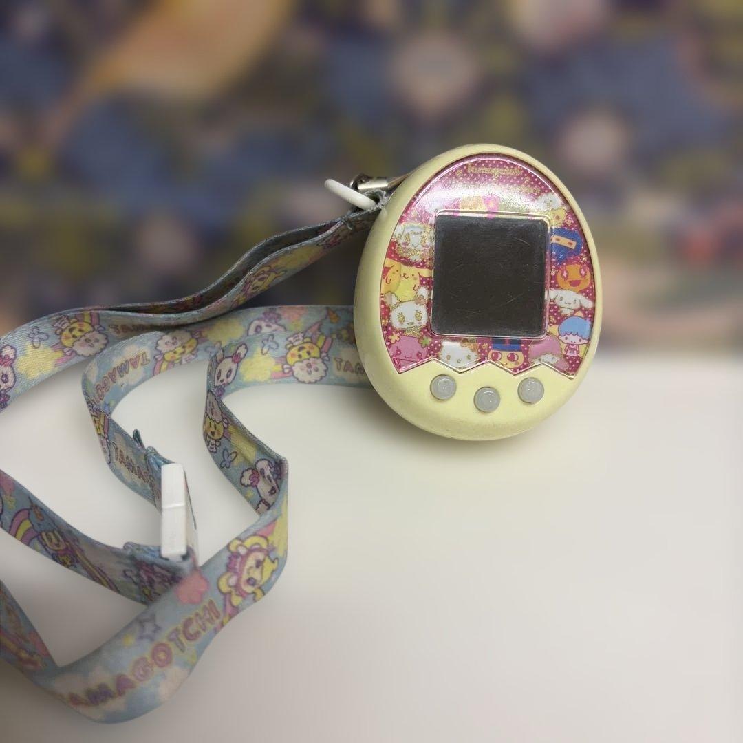 Tamagotchi m!xサンリオキャラクターズ m!x ver.イエロー