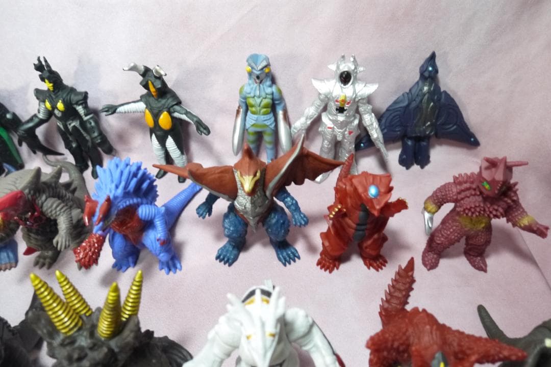 ウルトラ怪獣シリーズ500　怪獣ソフビ　65体