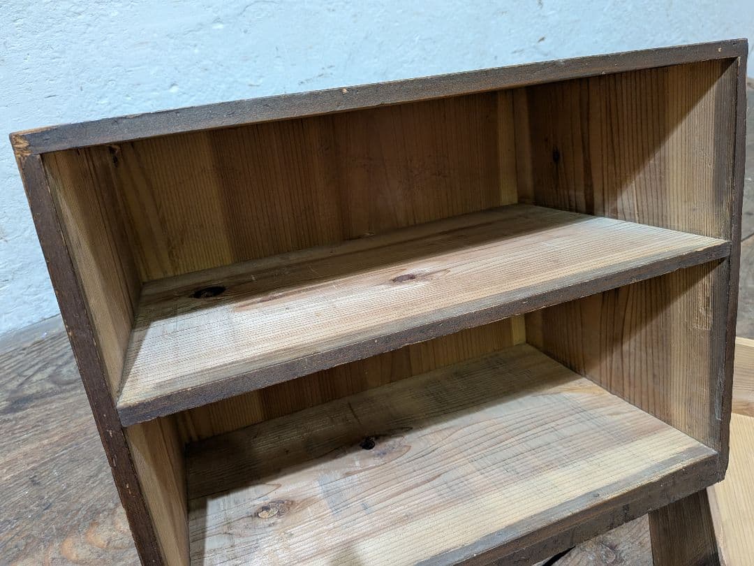 1116　アンティーク　杉の小引き出し　小箪笥　収納棚　ケース　古家具　レトロ