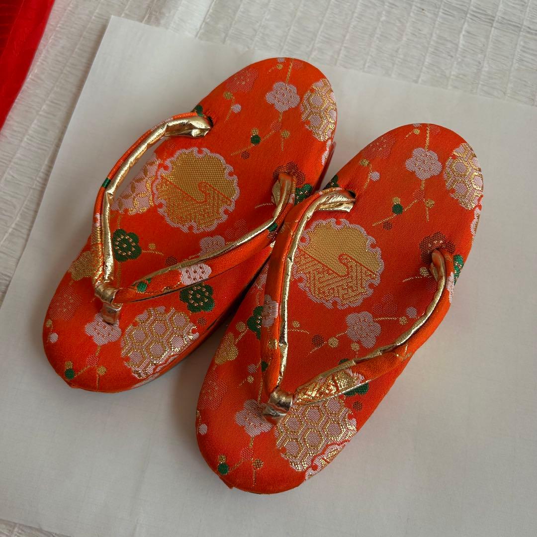 七五三 3歳 総絞り 被布 着物 絹 三歳 赤 草履 753 バッグ 花 レトロ