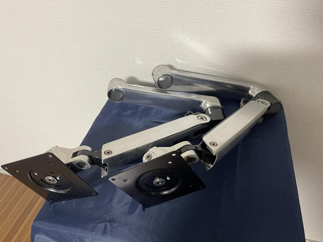 ERGOTRON LX デュアルスタッキングアーム 長身ポール (アルミニウム)