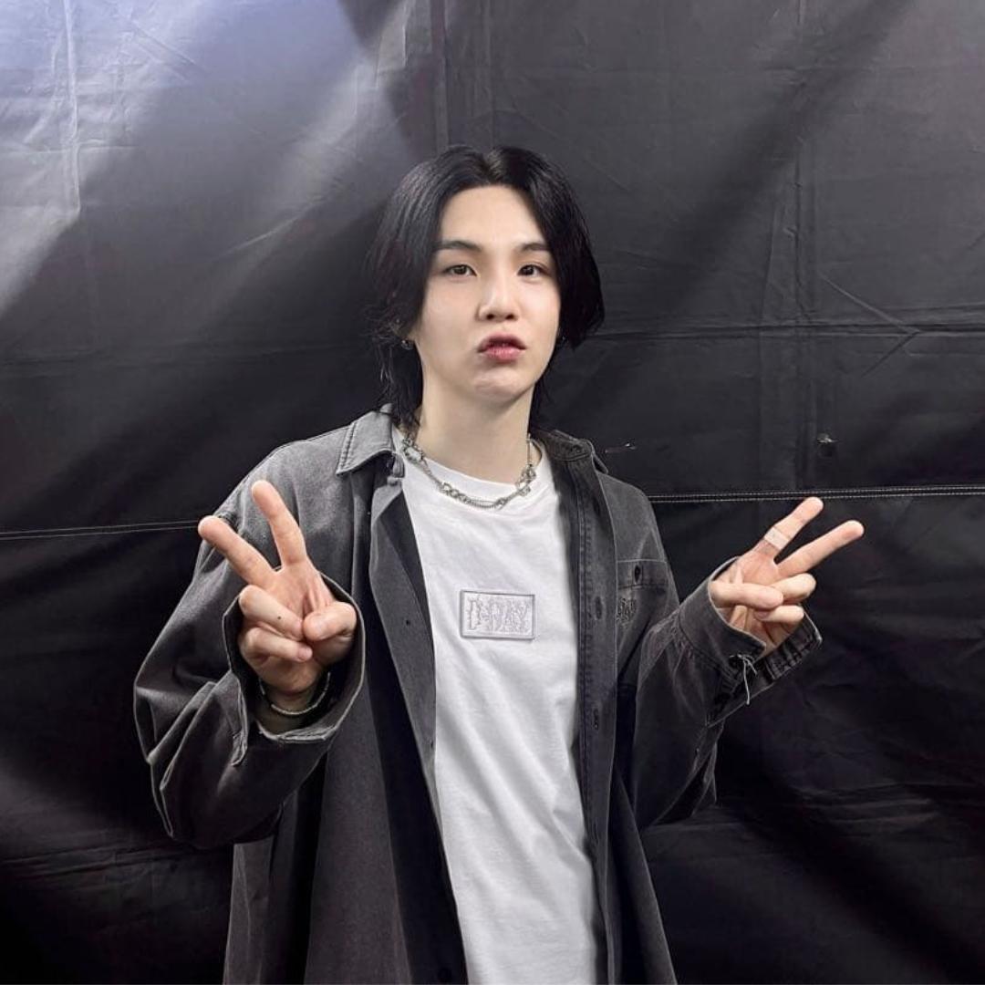 【超希少✨】Agust D D-DAY OVERSIZED SHIRT Mサイズ