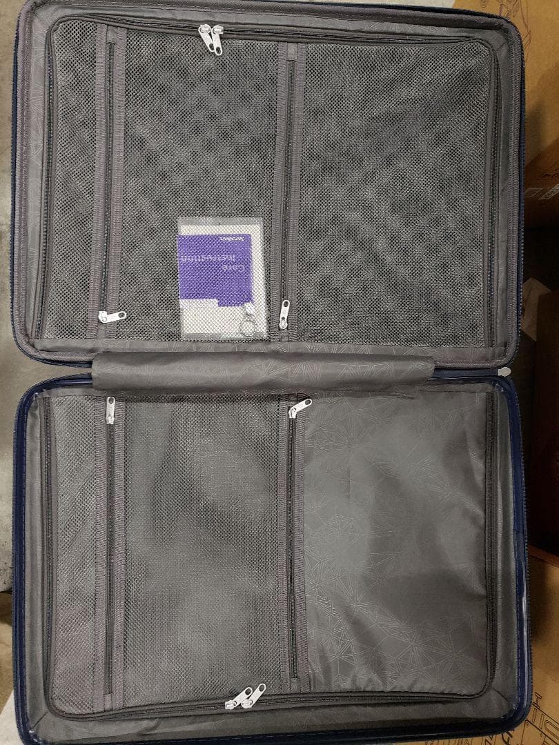 サムソナイト] スーツケース アストラ スピナー 68/25 エキスパンダブル