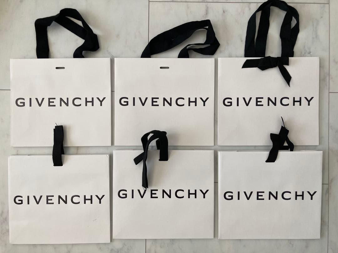 ★正規品 ほぼ未使用★Givenchy ジバンシィ 空箱、布袋、ショッパー、封筒