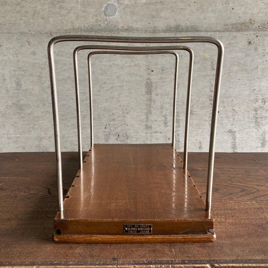 古い味のある本棚 書類 飾り台 スタンド ラック 木製 金属 レトロ ビンテージ
