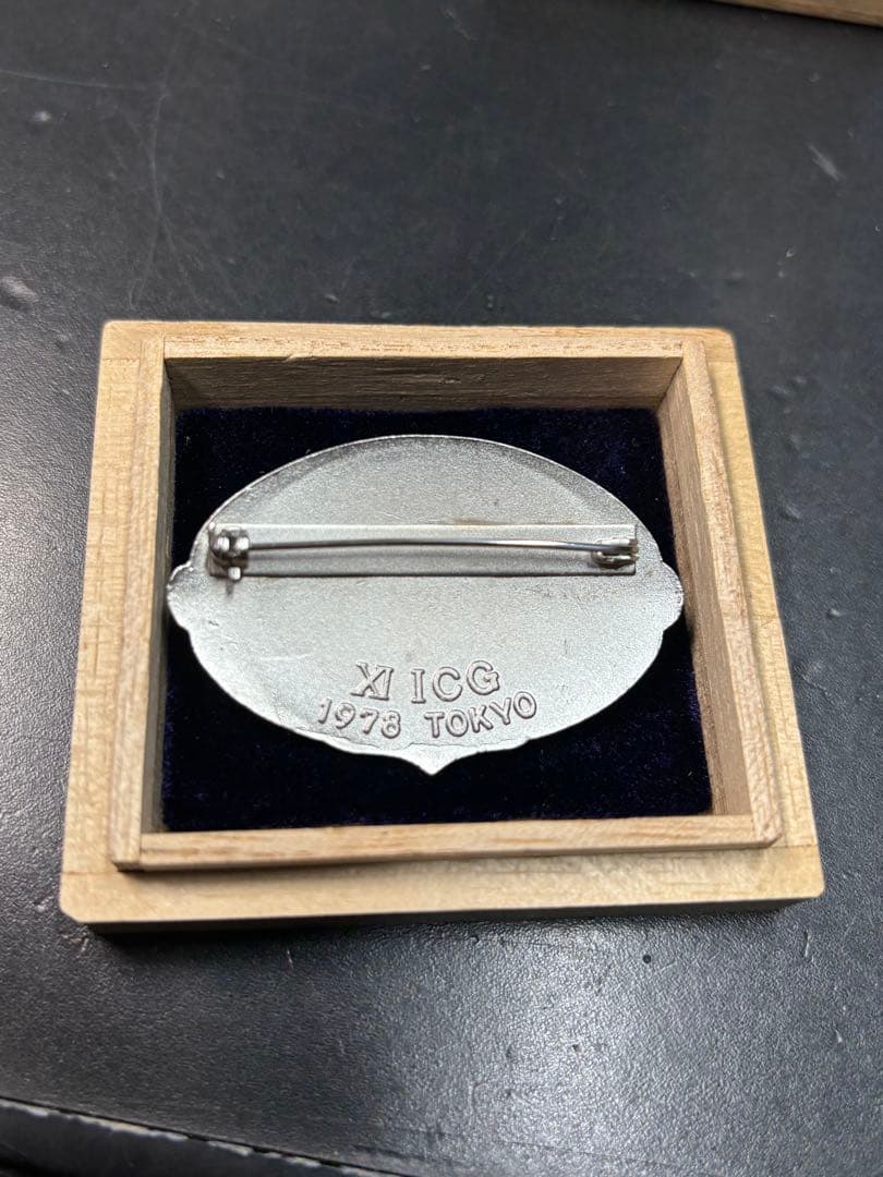 【希少品】第11回 ICG 記念ブローチ 七宝 デフリンピック 未使用 東京