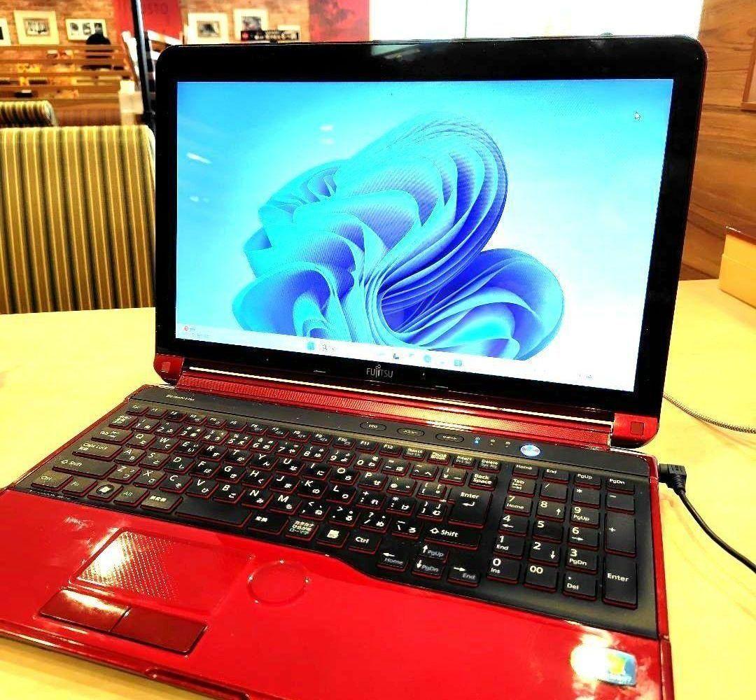 美品 Fujitsu■Corei7 RAM8GB★SSD512GB★
