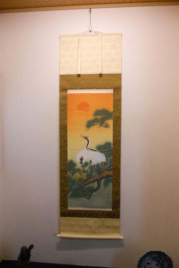 掛け軸 華陽 巣籠り松鶴図 絹本 希少 軸装 茶道具 掛軸 美品 です。