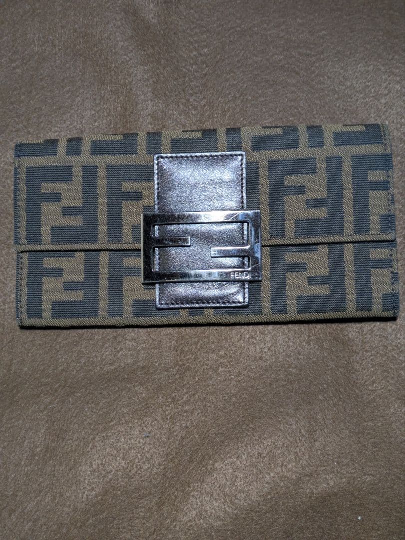 FENDI フェンディ ズッカ ブラウン 二つ折り長財布