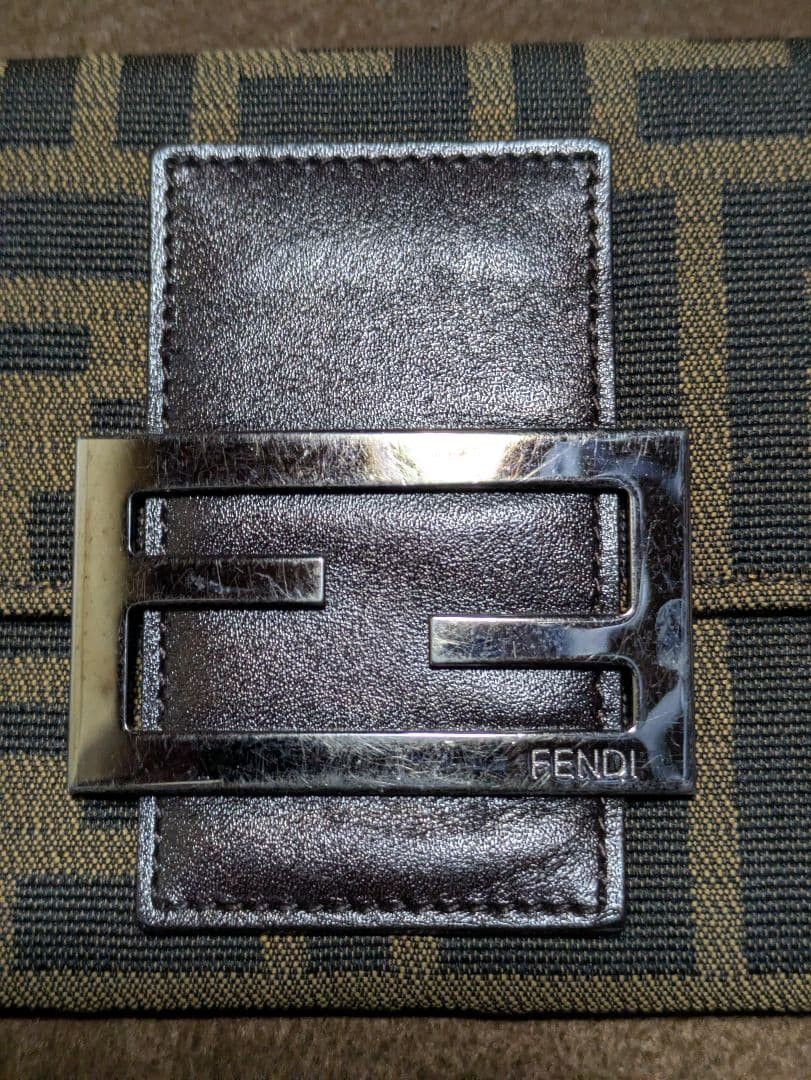 FENDI フェンディ ズッカ ブラウン 二つ折り長財布