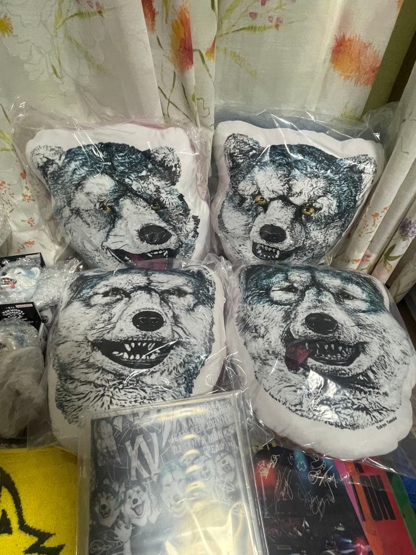 一番くじ マンウィズ　セミコンプリートセット　クッション　マグネット　アクリル他