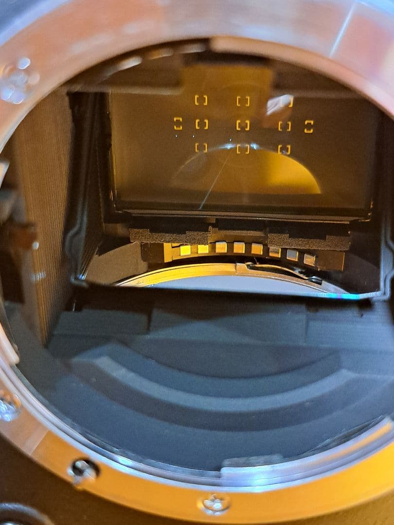 n*u様 Nikon F6　ほぼ新品