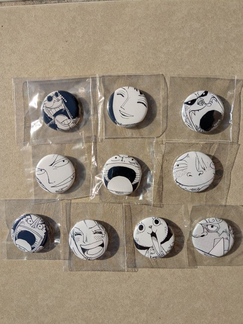 ワンピース　オールフェイス缶バッジ　麦わらの一味セット①