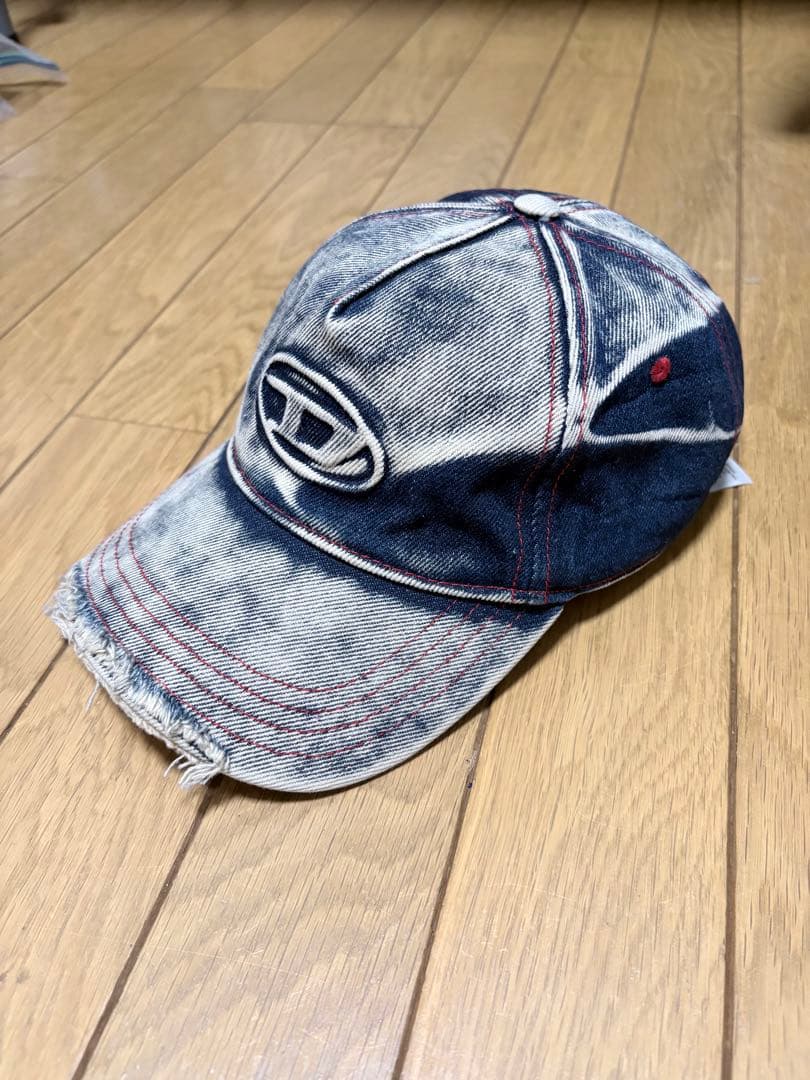 DIESEL ダメージ加工 ベースボールキャップ