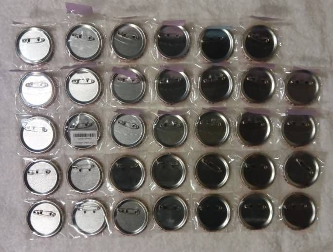 すたぽら くに 缶バッジ 50万人記念 まとめ売り