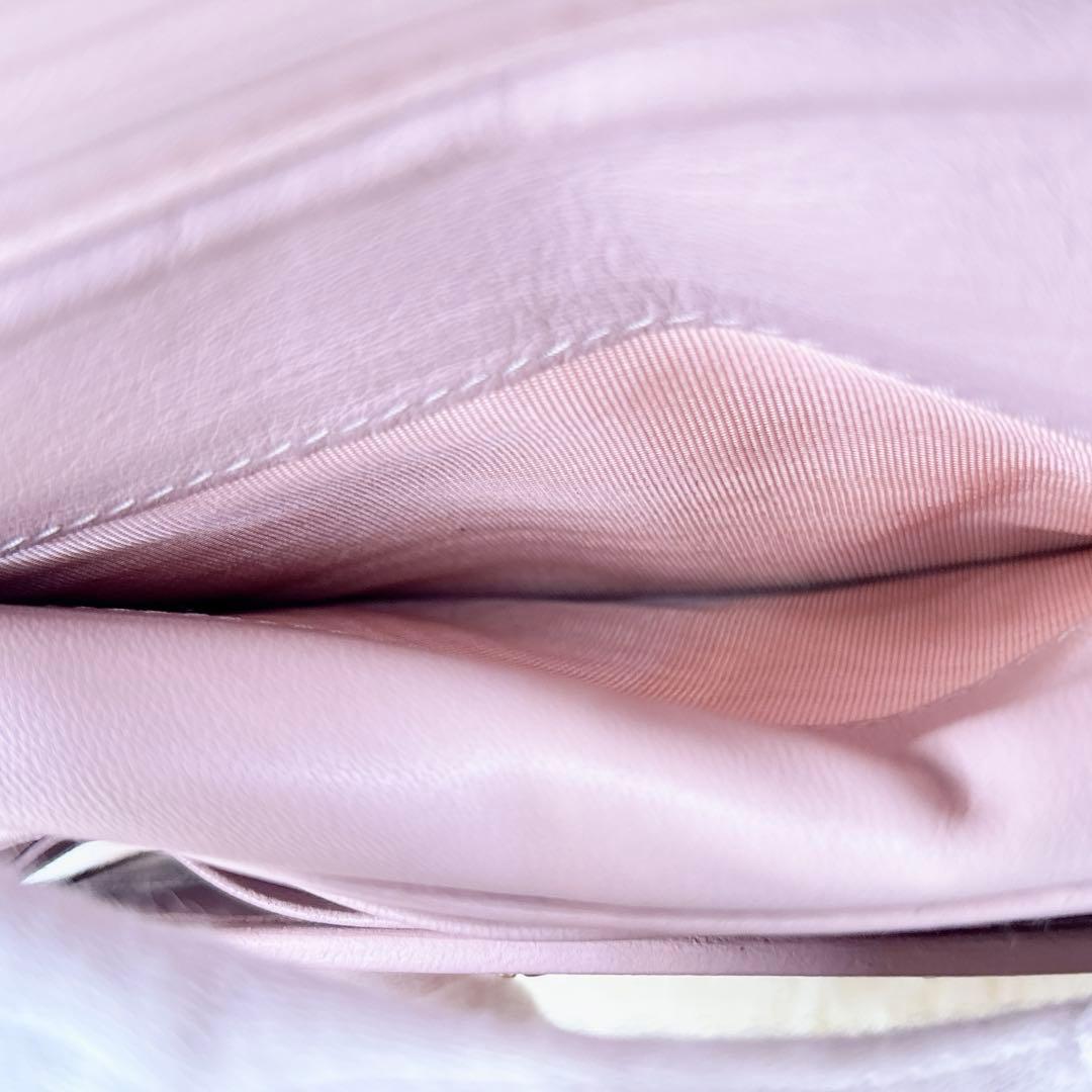 美品✨ミュウミュウ マテラッセ 三つ折り財布 ピンクベージュ