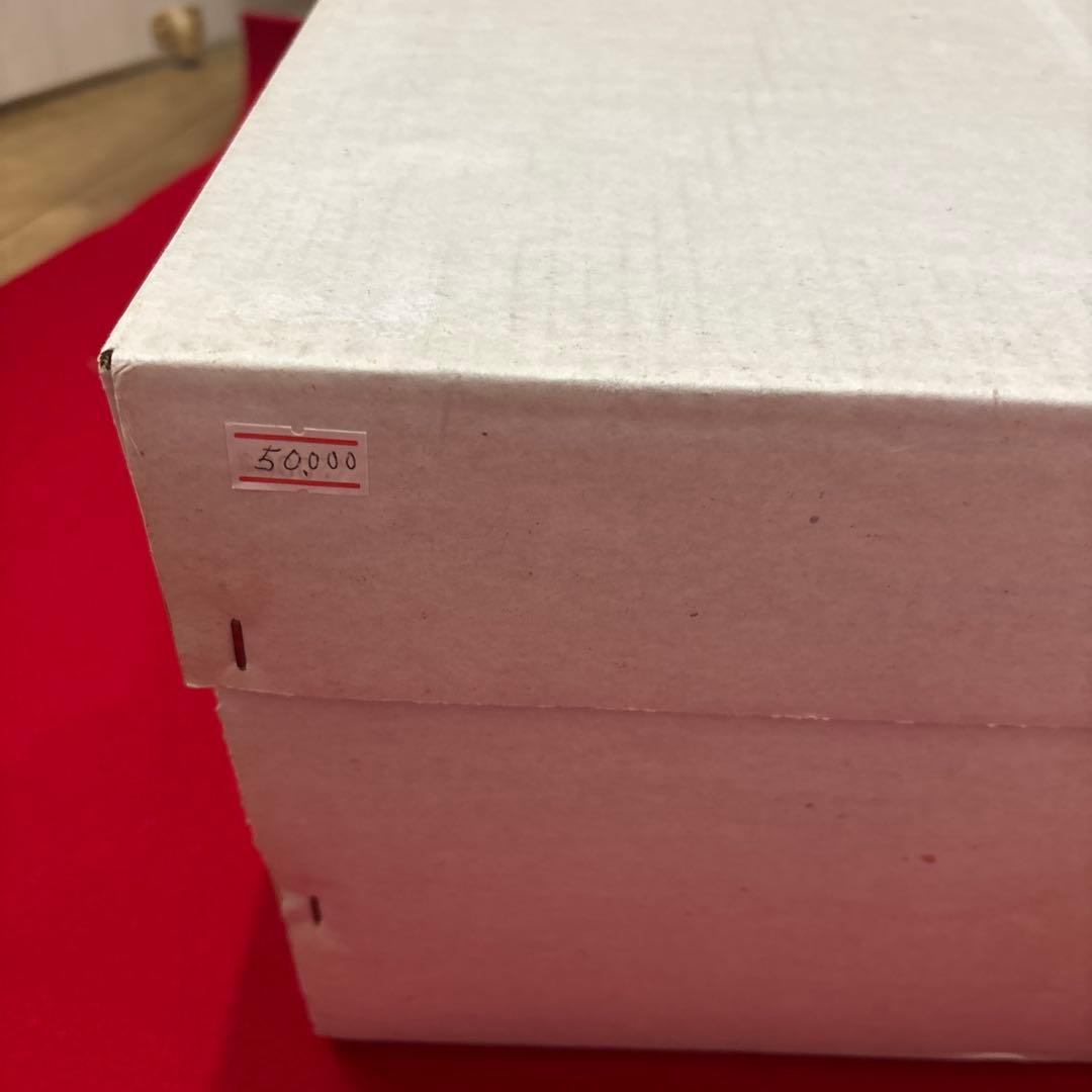 朱漆 時代 朱塗 漆器 赤い漆器の四角い膳 取っ手付き