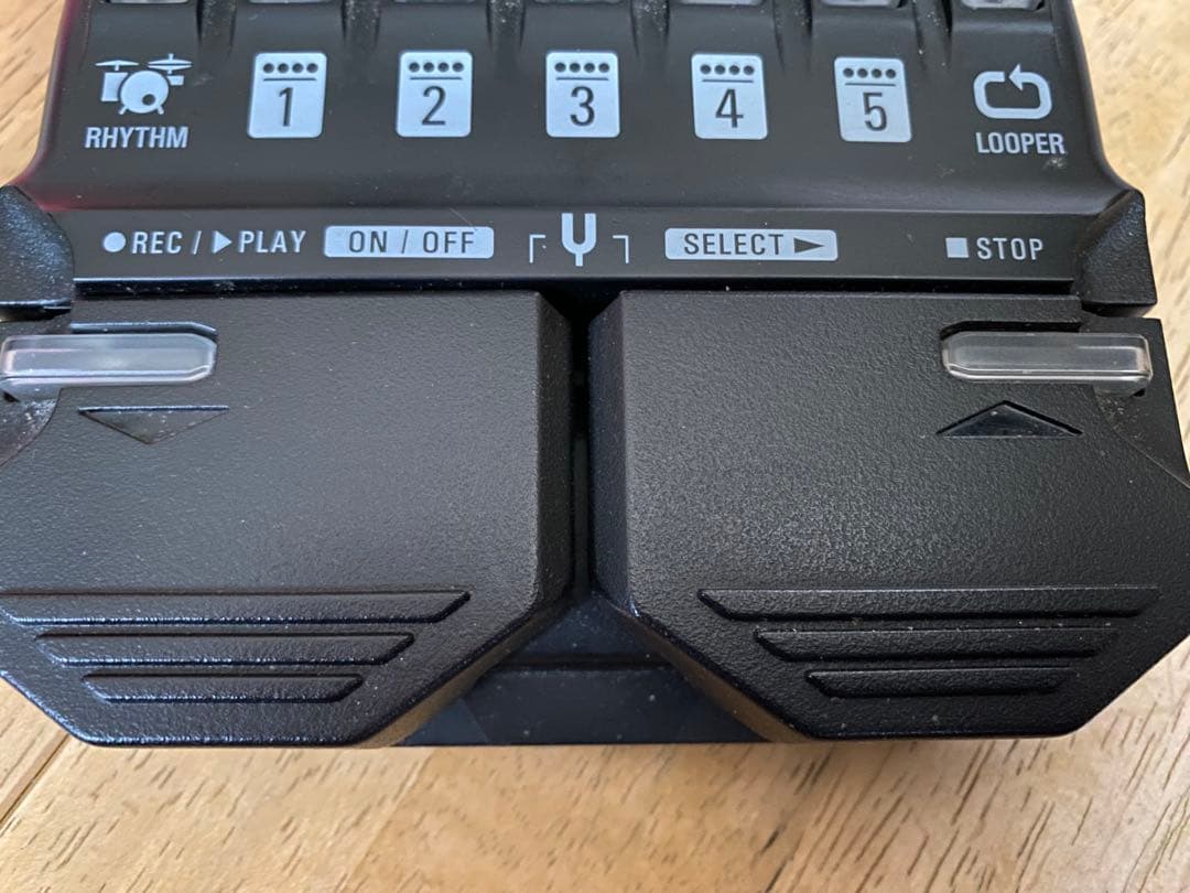 ZOOM G1 FOUR マルチエフェクトプロセッサー