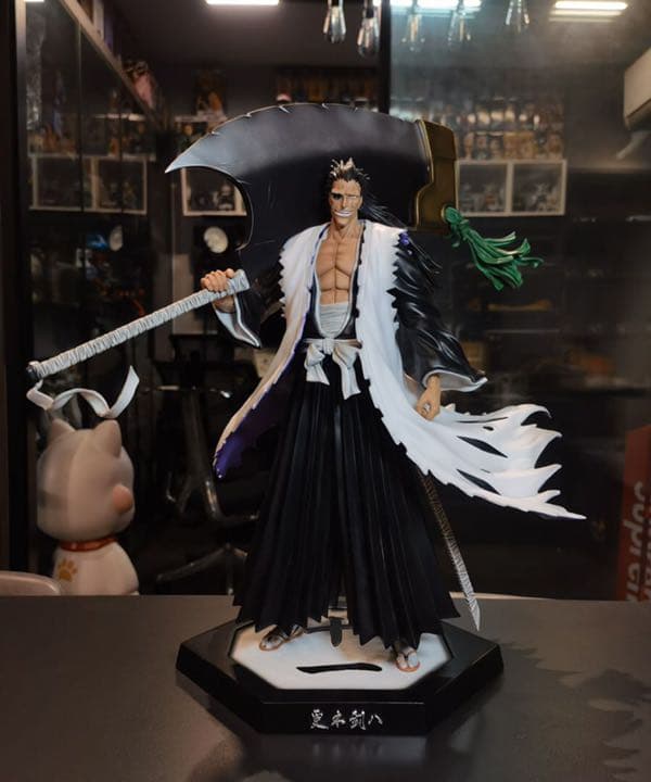 BLEACH 黒衣少年図 更木剣八 ガレージキット ガレキ スタチュー⑥