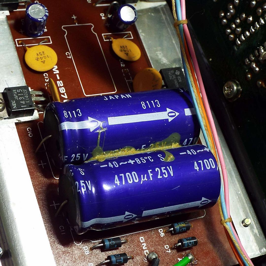 超貴重_美品_電源入らず_KORG TRIDENT 純正アルミフライトケース付