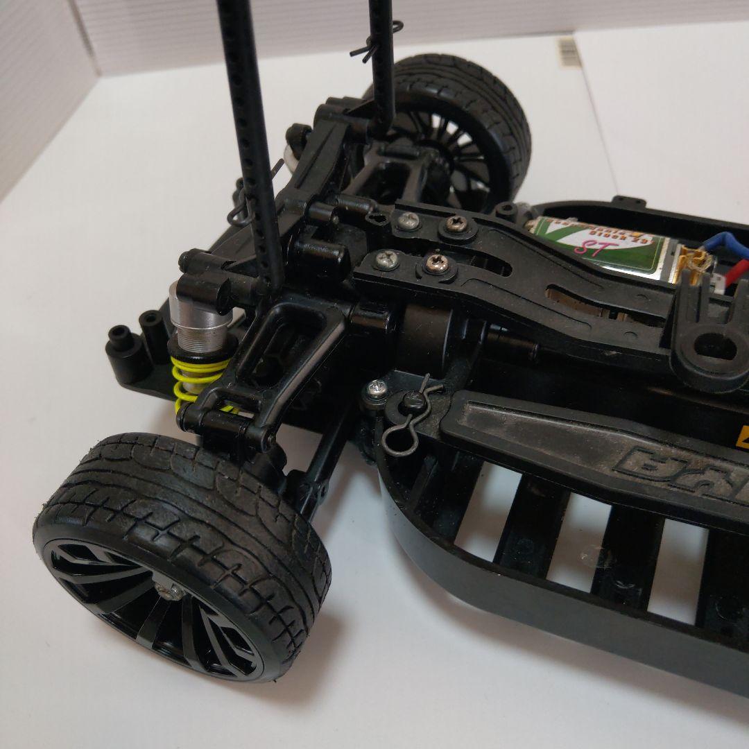 タミヤ　ラジコン　TT-01シャーシ　ボディ付き