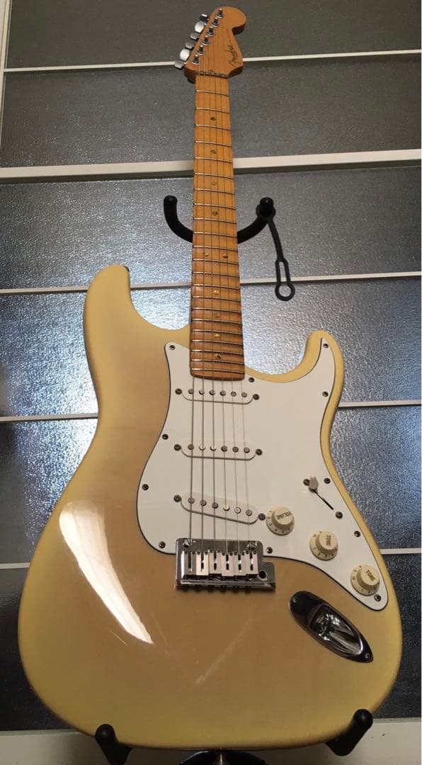 モ*コ様 【改造あり】Fender USA Deluxe Strat Plus