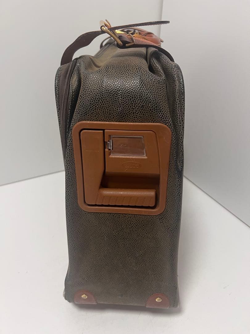 希少　BRICS ブリックス レザーキャリーケース スーツケース　オールド