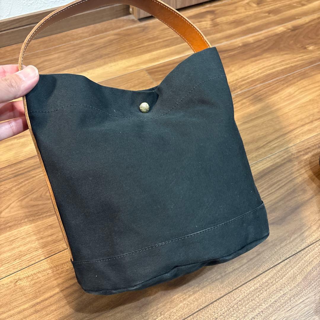 【美品】IL BISONTE イルビゾンテ キャンパス×レザー ハンドバッグ